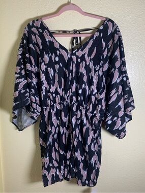 NWOT Floral Blooming Black & Blush V-Neck Printed Romper w/ Tie Back, Size XL